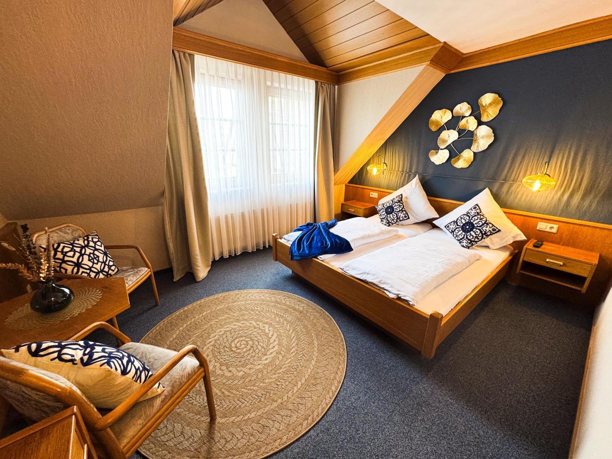 Hotel Guelser Weinstube Koblenz  Exteriör bild