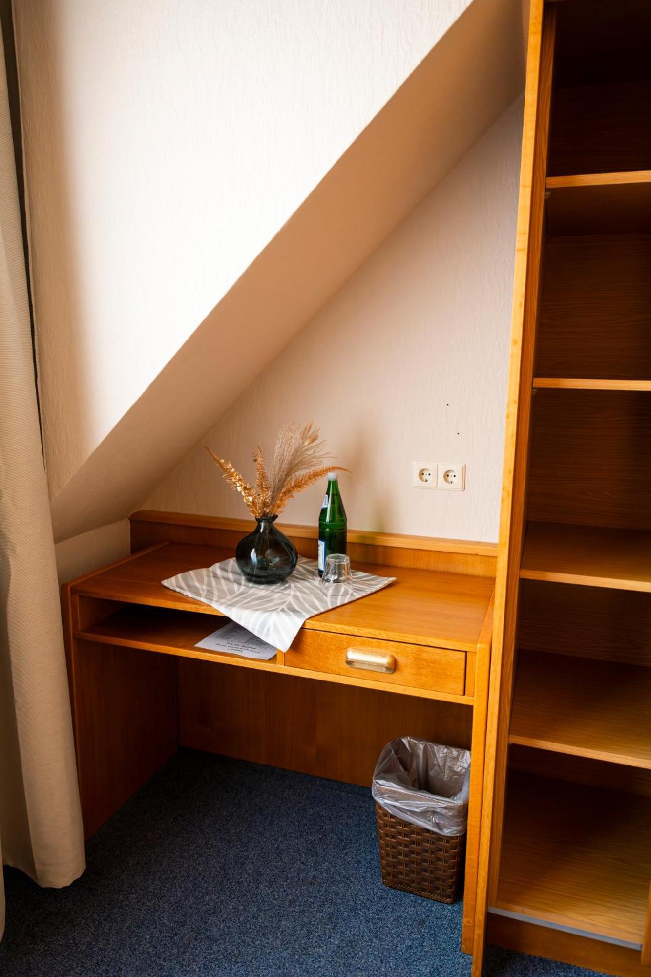 Hotel Guelser Weinstube Koblenz  Exteriör bild